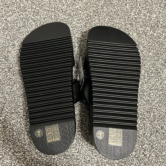 Ava & Ever black sandals. Women’s size 7. - Picture 2 of 3